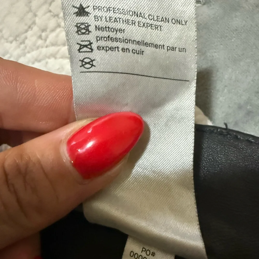 Vince  Black Soft Leather Ankle Pants Straight Leg Mid Rise Size 0 - Picture 12 of 13